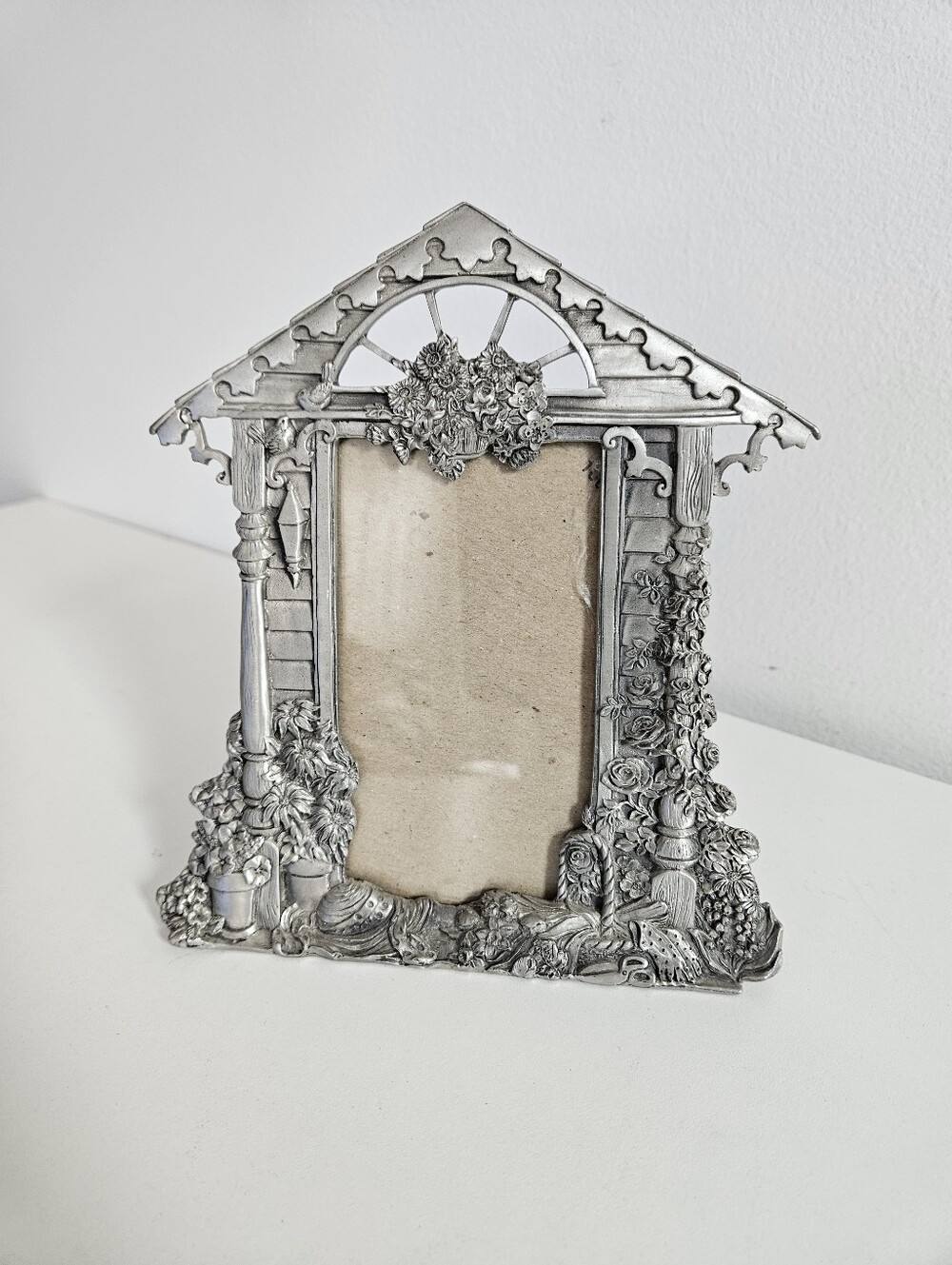 1997 Seagull Canada Fine Pewter Picture Frame – Greenhouse Garden Floral Design